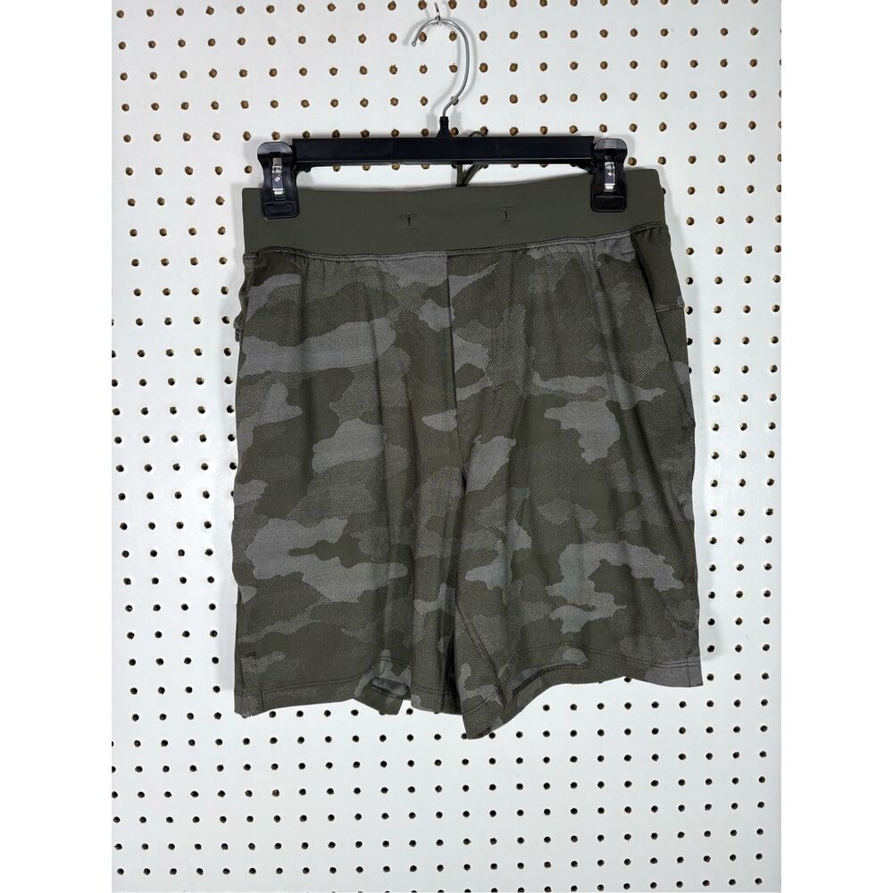 Lululemon camo print shorts size S